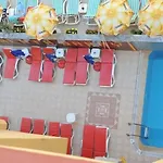 ホテル House 3*