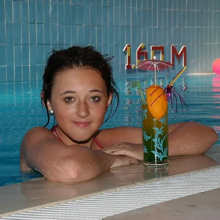 Hotel House 3*